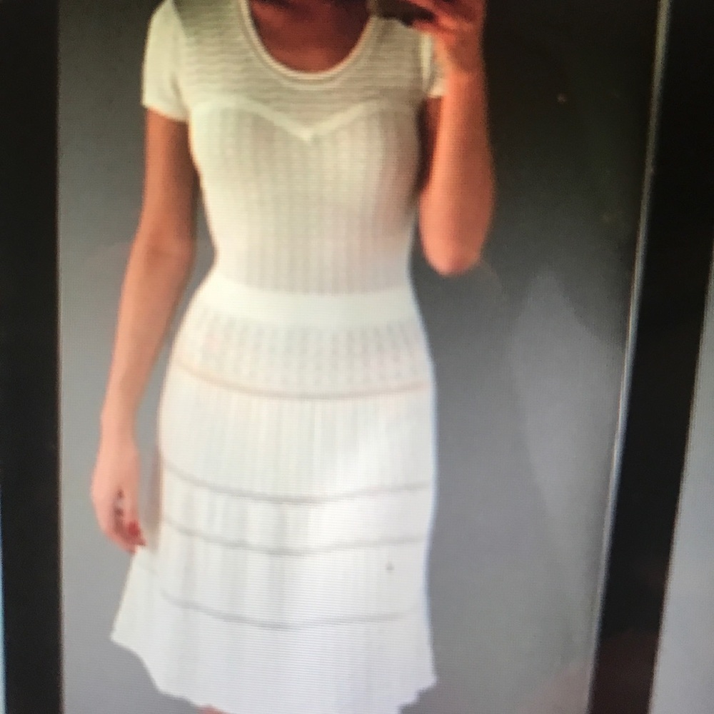 BCBG Maxazaria womens XXS fine knit dress white